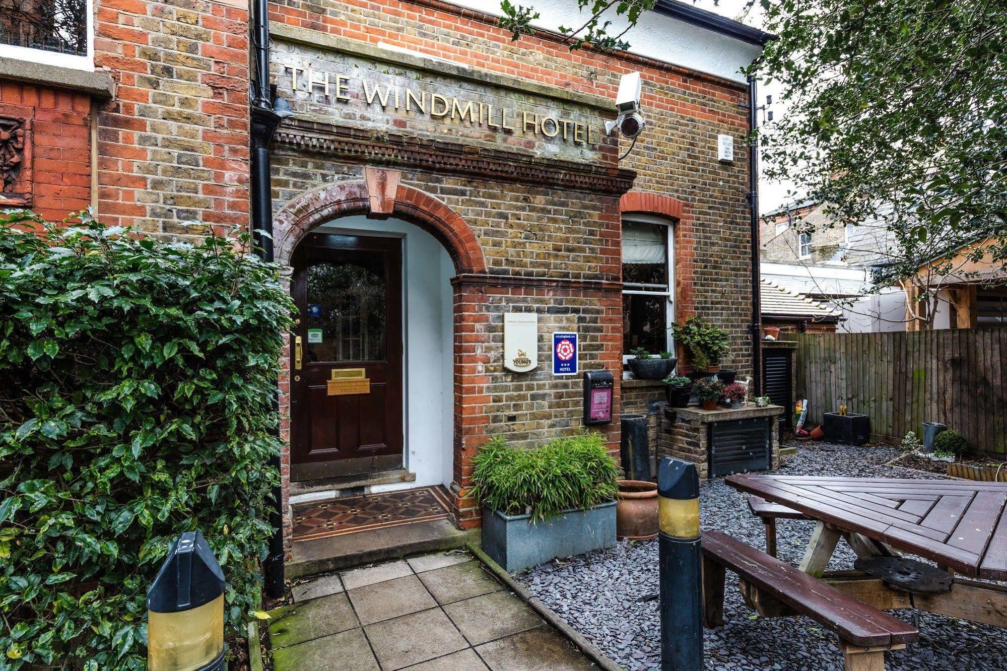 Hotel The Windmill On The Common London Exterior foto